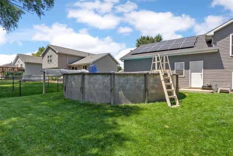 3601 Prairie Creek Road SW Cedar Rapids IA 52404