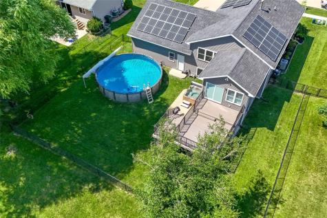 3601 Prairie Creek Road SW Cedar Rapids IA 52404