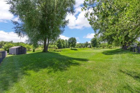 3601 Prairie Creek Road SW Cedar Rapids IA 52404