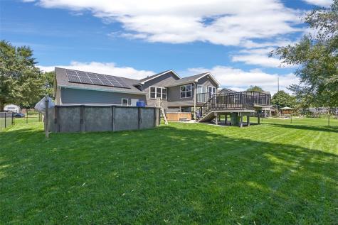 3601 Prairie Creek Road SW Cedar Rapids IA 52404