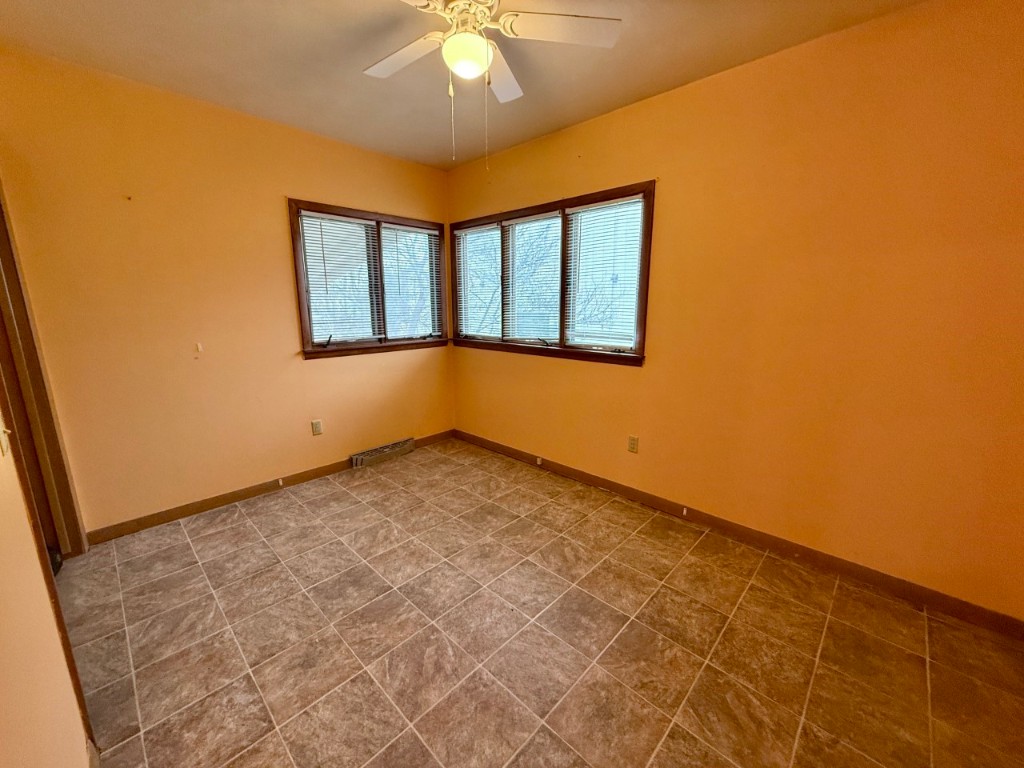 100 E Welsh Street Williamsburg IA 52361