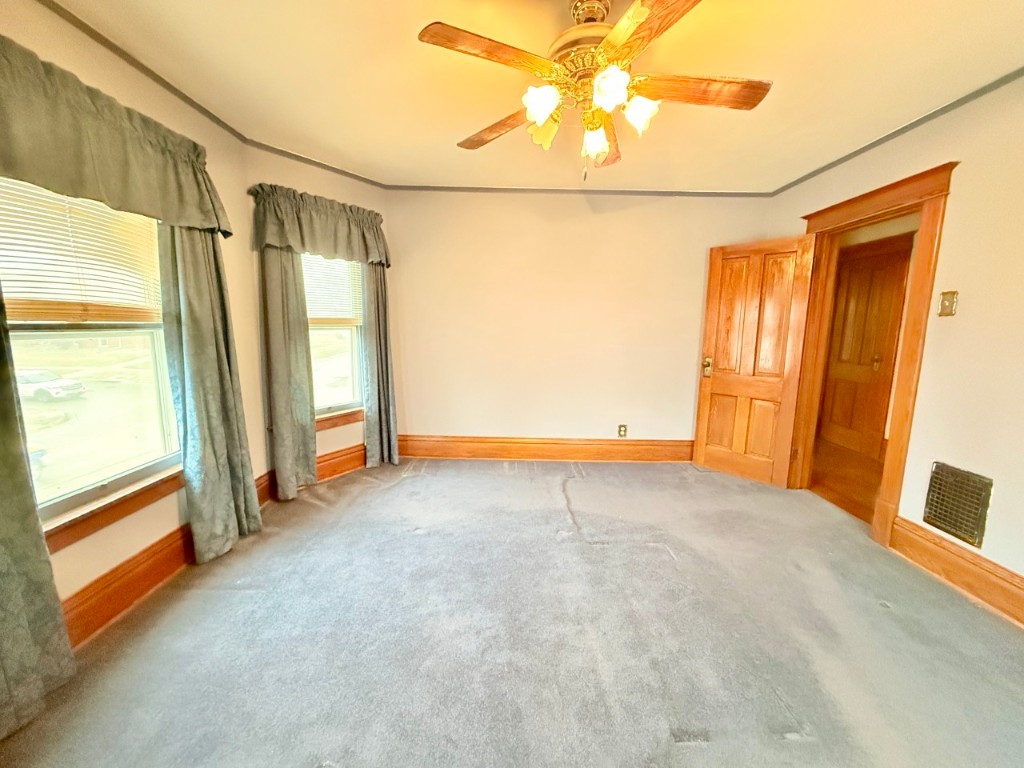 100 E Welsh Street Williamsburg IA 52361