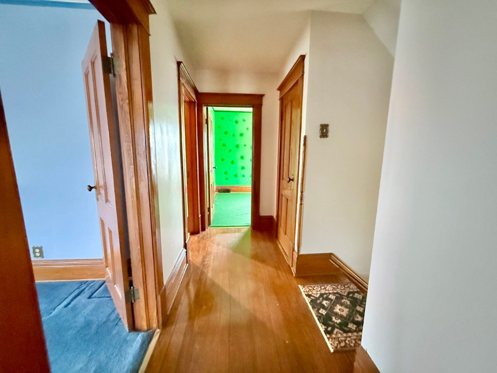 100 E Welsh Street Williamsburg IA 52361