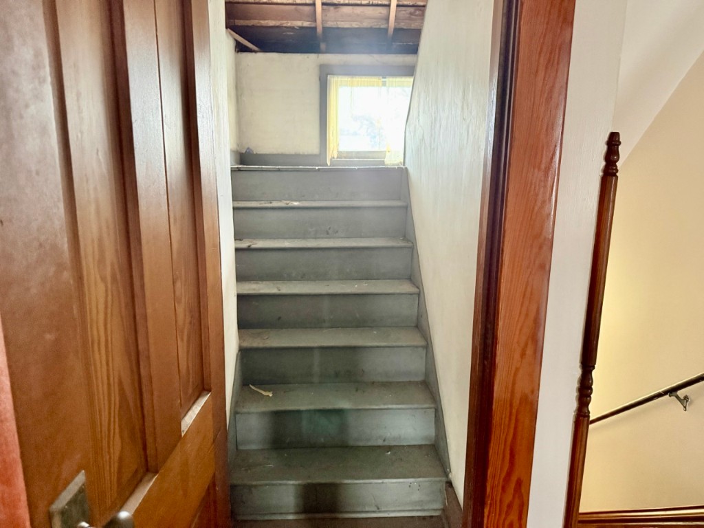 100 E Welsh Street Williamsburg IA 52361