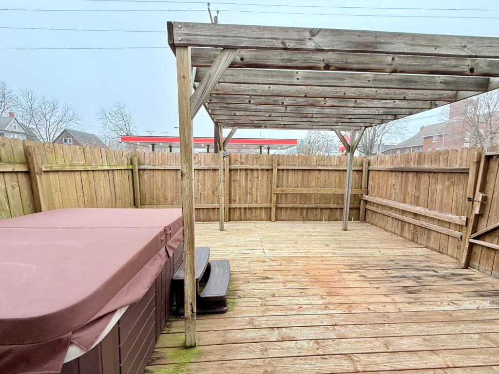 100 E Welsh Street Williamsburg IA 52361