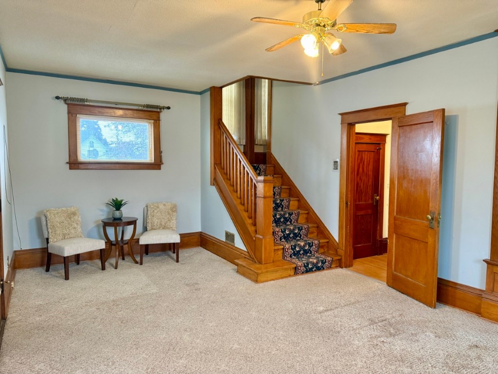 100 E Welsh Street Williamsburg IA 52361
