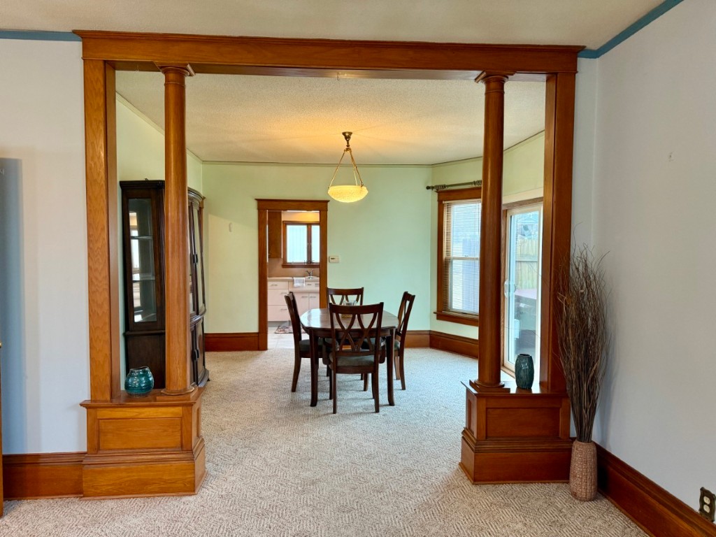 100 E Welsh Street Williamsburg IA 52361