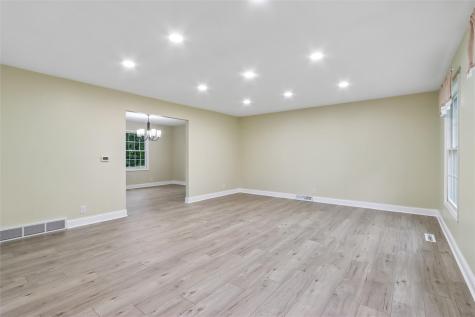 5 Hillcrest Heights Lane Mt Vernon IA 52314