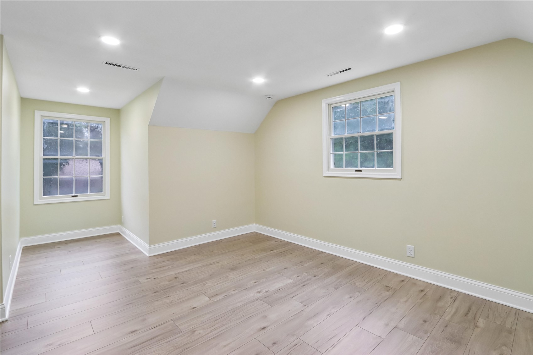 5 Hillcrest Heights Lane Mt Vernon IA 52314