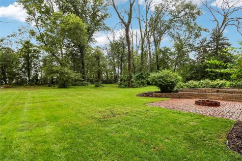 5 Hillcrest Heights Lane Mt Vernon IA 52314