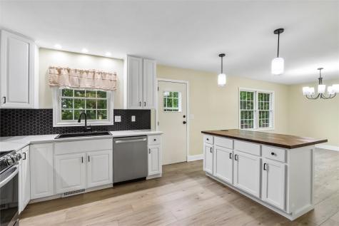 5 Hillcrest Heights Lane Mt Vernon IA 52314
