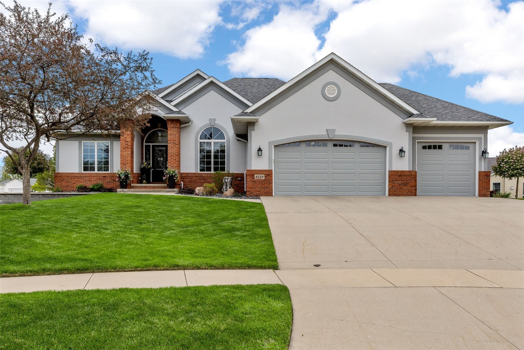 4120 Fox Hollow Court Marion IA 52302