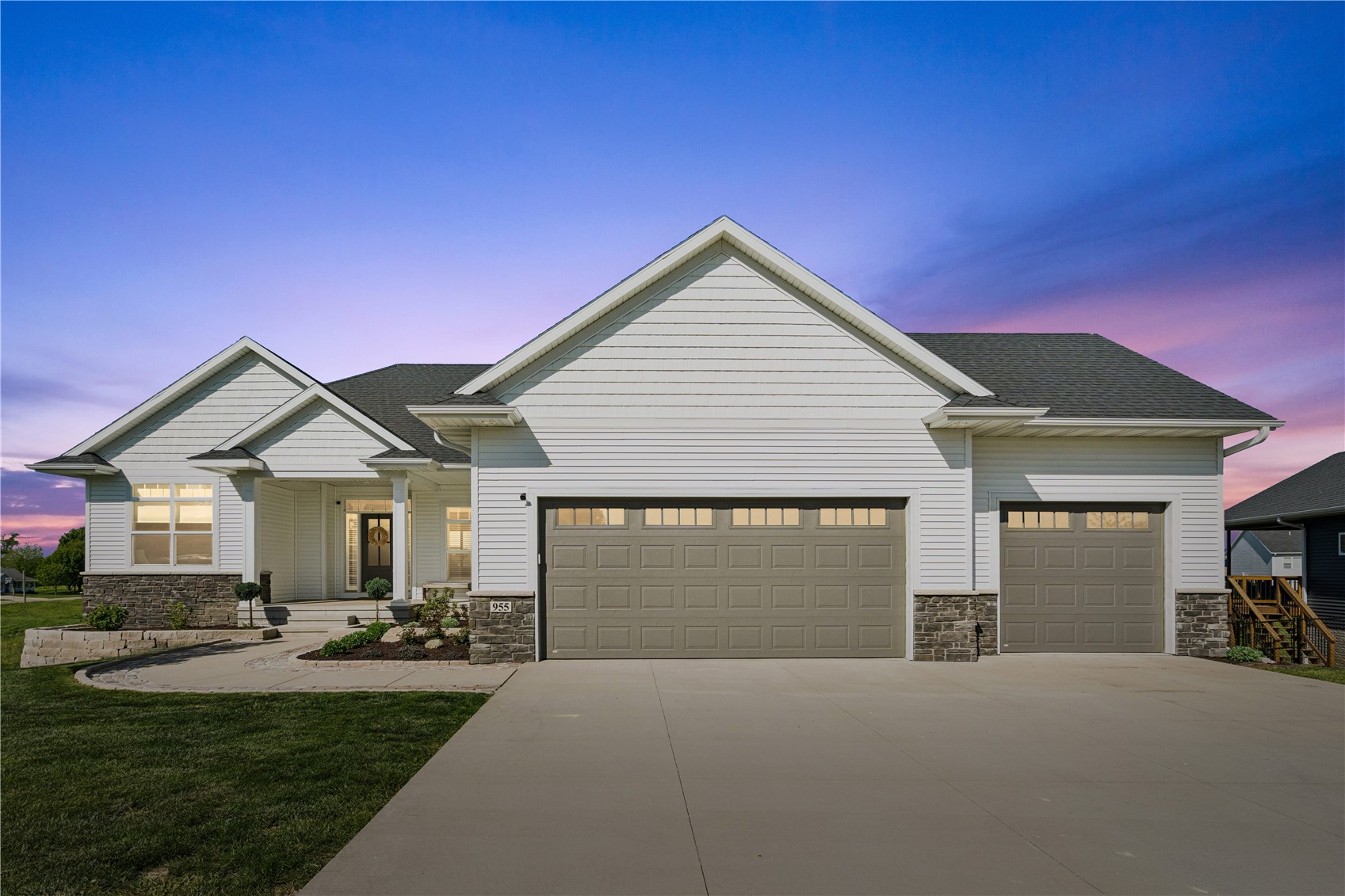 955 16th Avenue SW Mt Vernon IA 52314