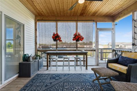 955 16th Avenue SW Mt Vernon IA 52314