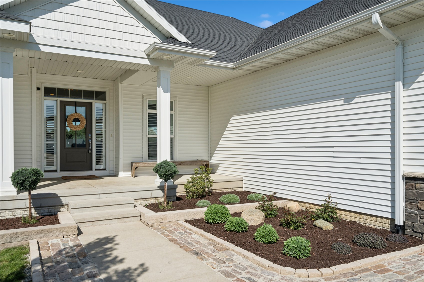 955 16th Avenue SW Mt Vernon IA 52314