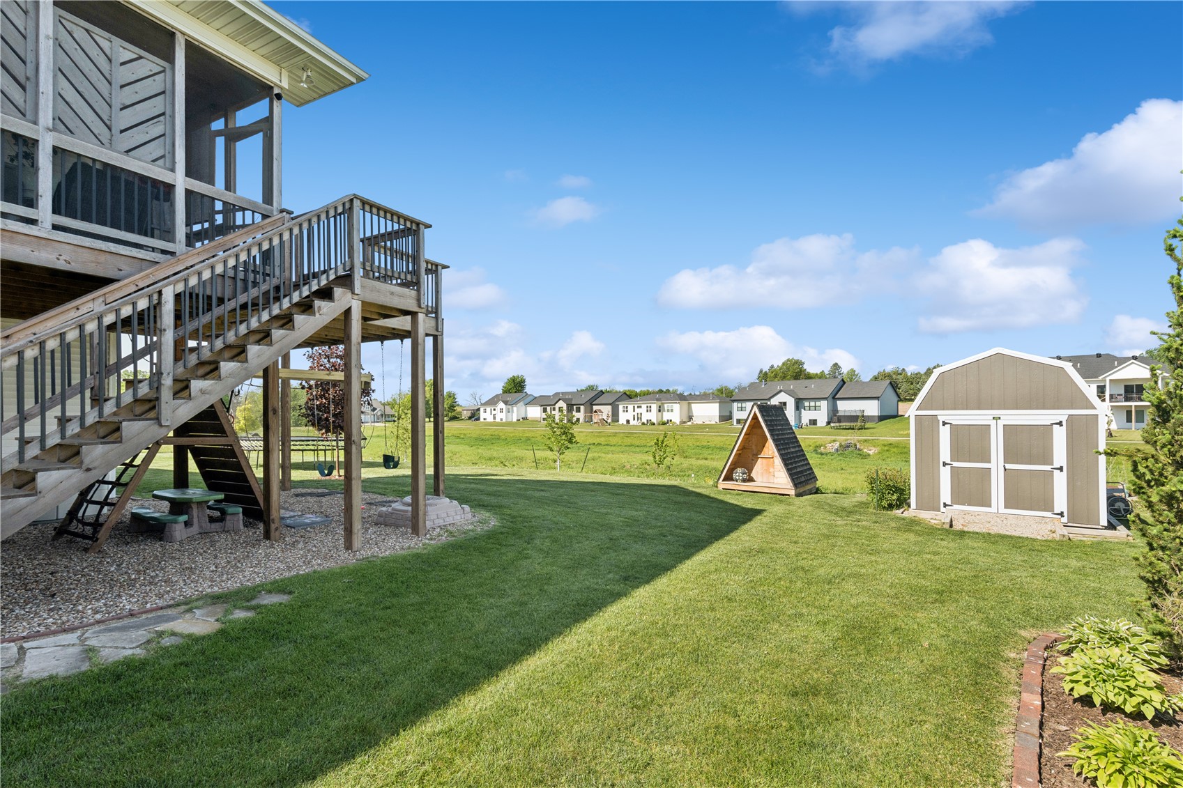 955 16th Avenue SW Mt Vernon IA 52314