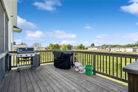 955 16th Avenue SW Mt Vernon IA 52314