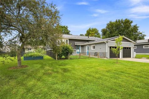 101 Candlestick Drive NE Mt Vernon IA 52314