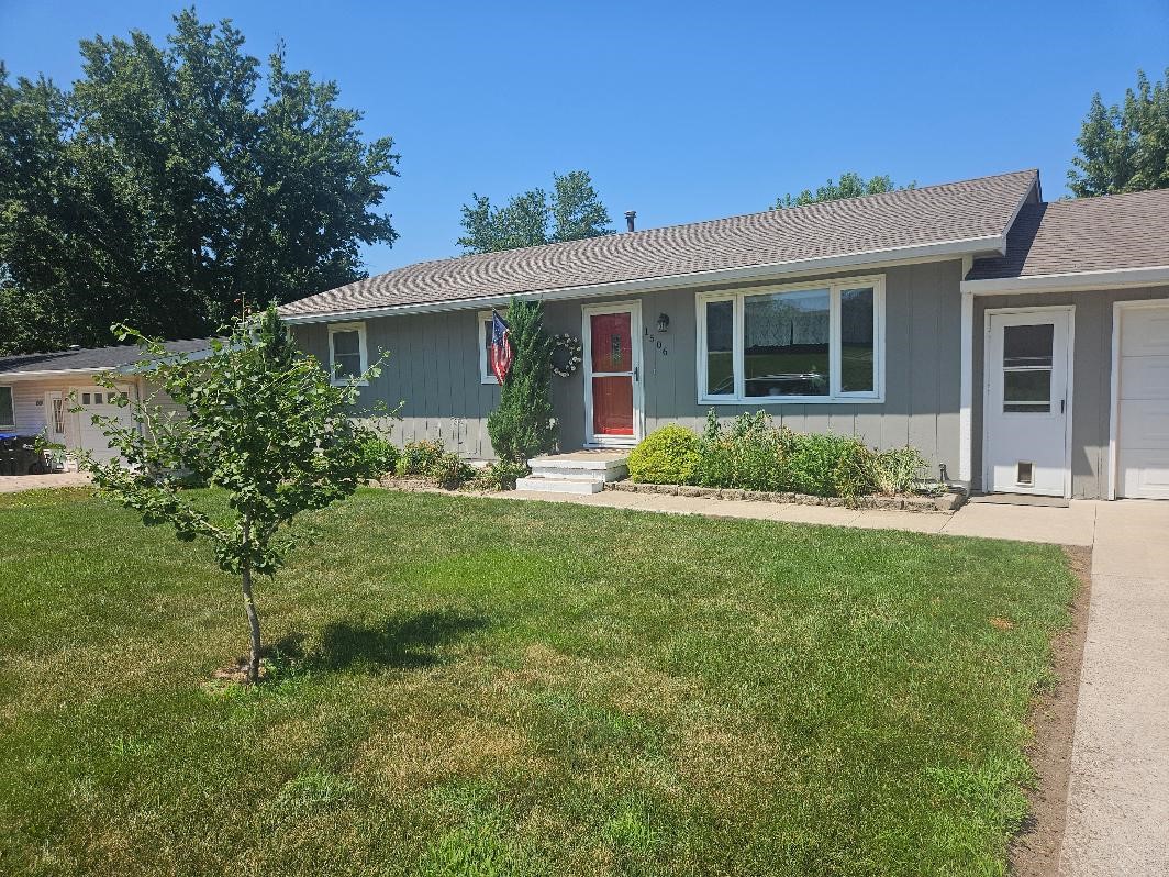 1506 Sunset Drive Belle Plaine IA 52208