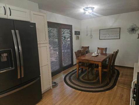 1506 Sunset Drive Belle Plaine IA 52208