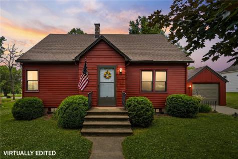 325 3rd Street S Coggon IA 52218