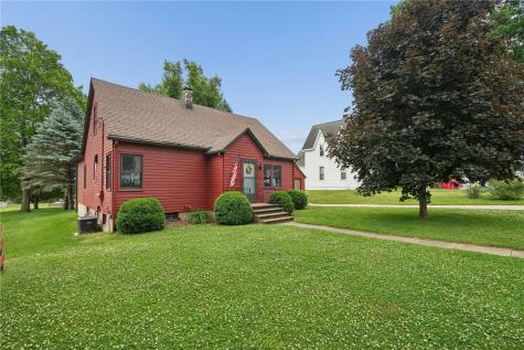 325 3rd Street S Coggon IA 52218