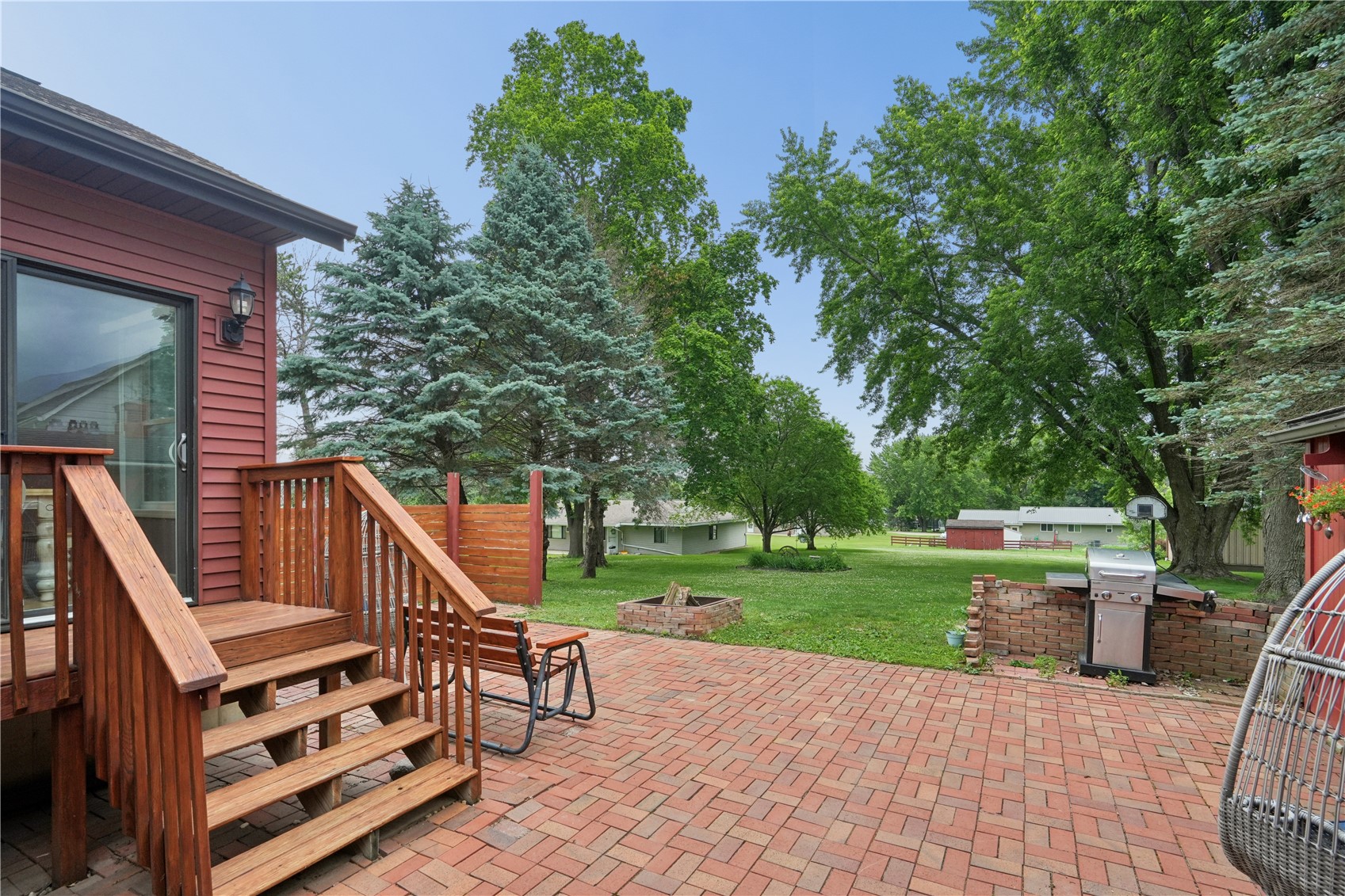 325 3rd Street S Coggon IA 52218