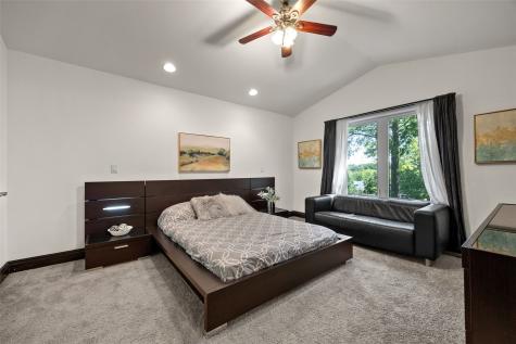 2856 Ash Street Coralville IA 52241
