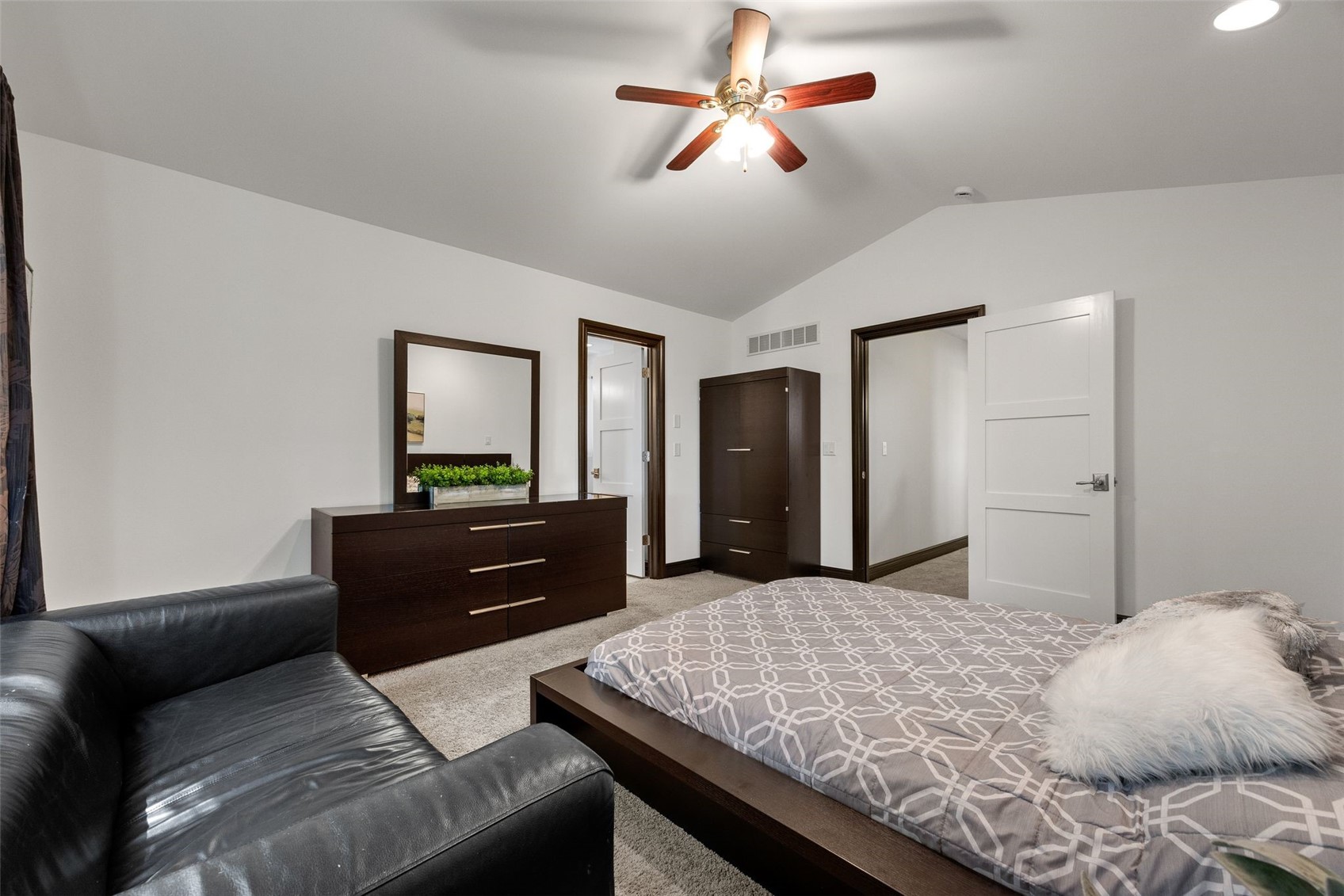 2856 Ash Street Coralville IA 52241