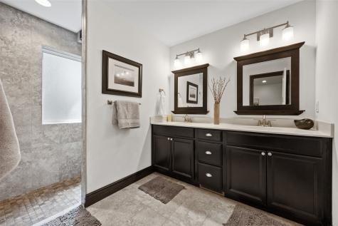2856 Ash Street Coralville IA 52241