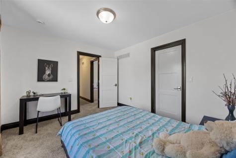 2856 Ash Street Coralville IA 52241