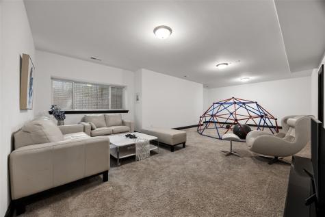2856 Ash Street Coralville IA 52241