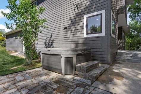 2856 Ash Street Coralville IA 52241