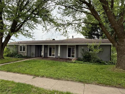 127 S Monroe Street Lisbon IA 52253