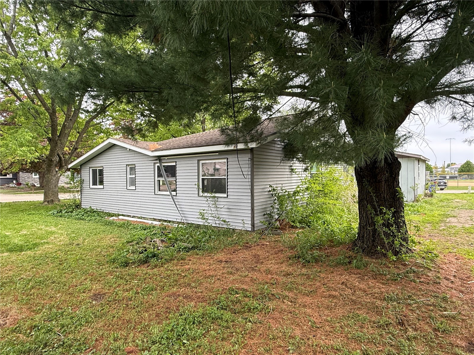 127 S Monroe Street Lisbon IA 52253