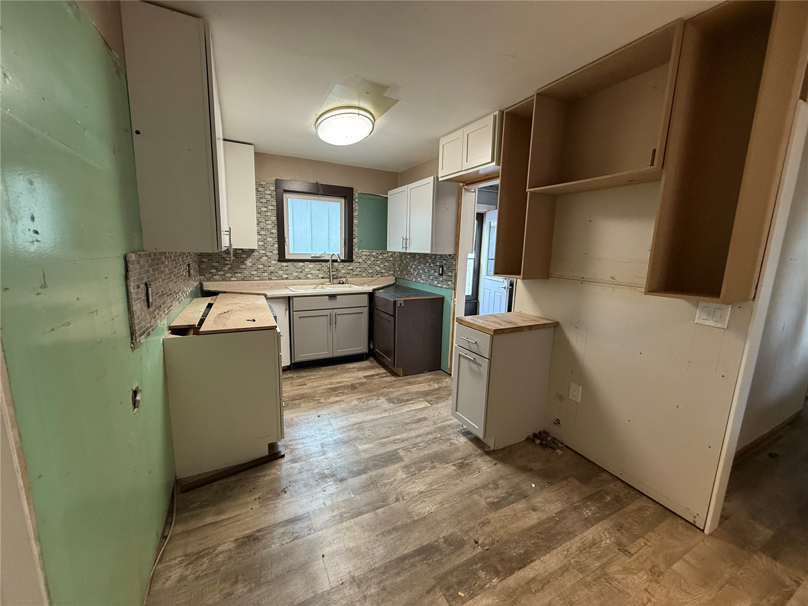 127 S Monroe Street Lisbon IA 52253