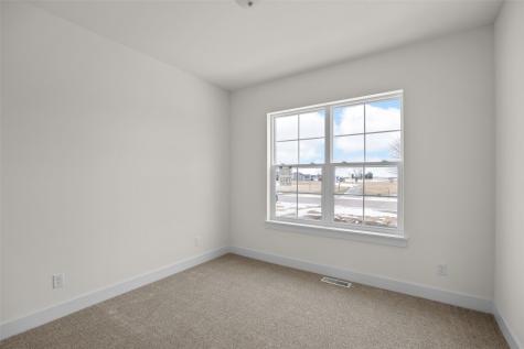 7052 Stags Leap Marion IA 52302