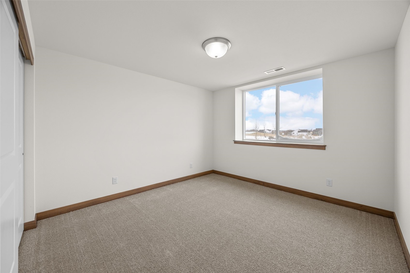 7052 Stags Leap Marion IA 52302