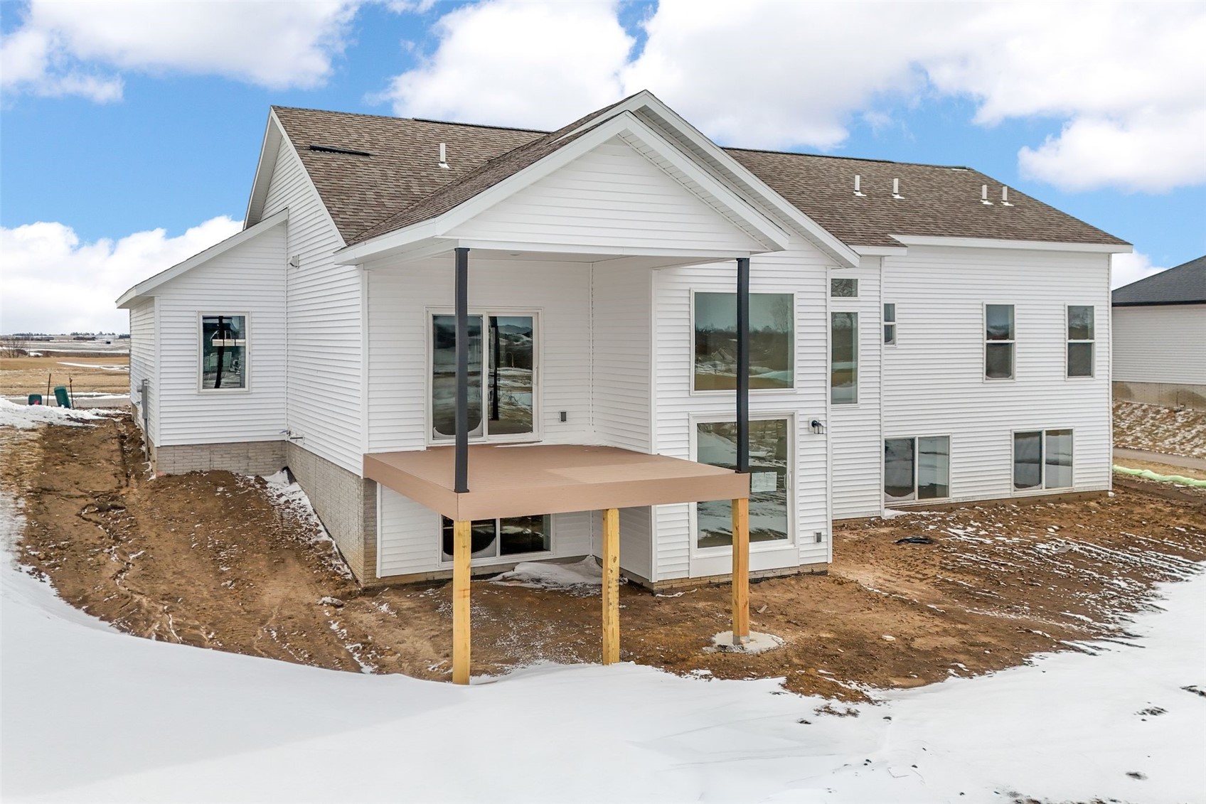 7052 Stags Leap Marion IA 52302