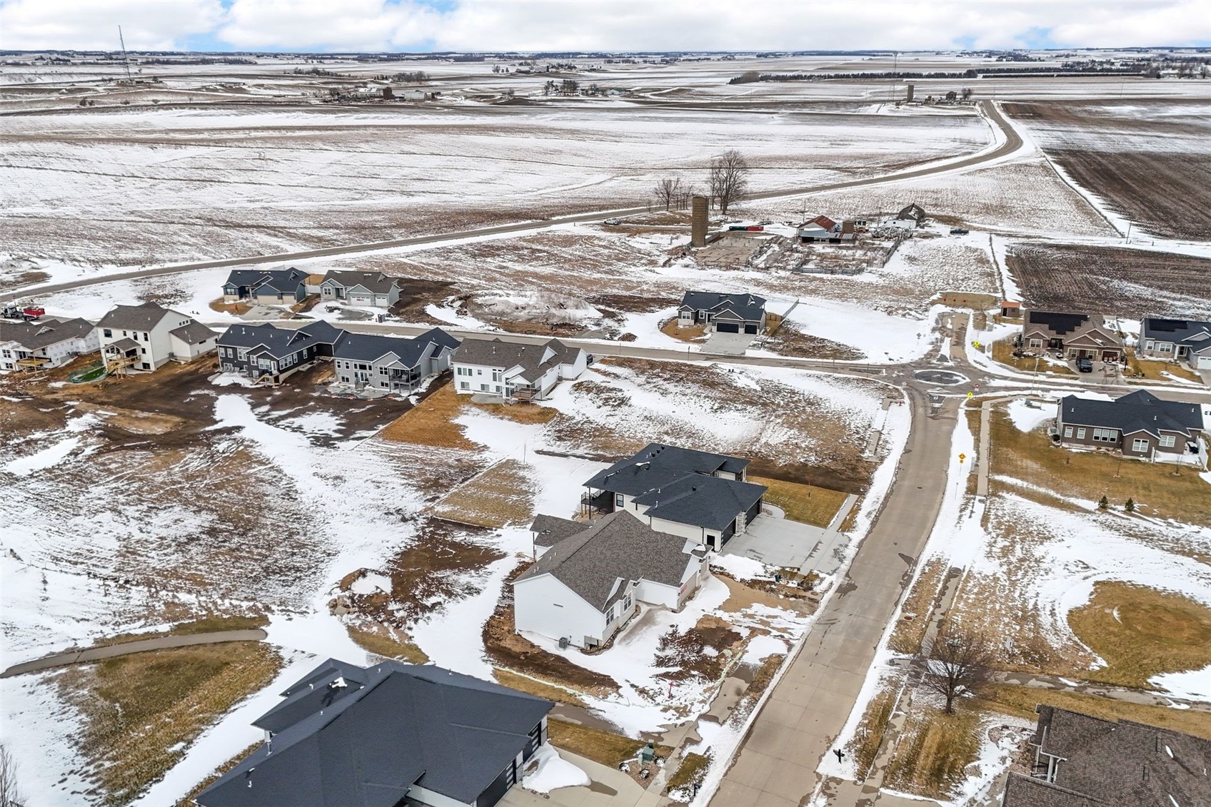 7052 Stags Leap Marion IA 52302