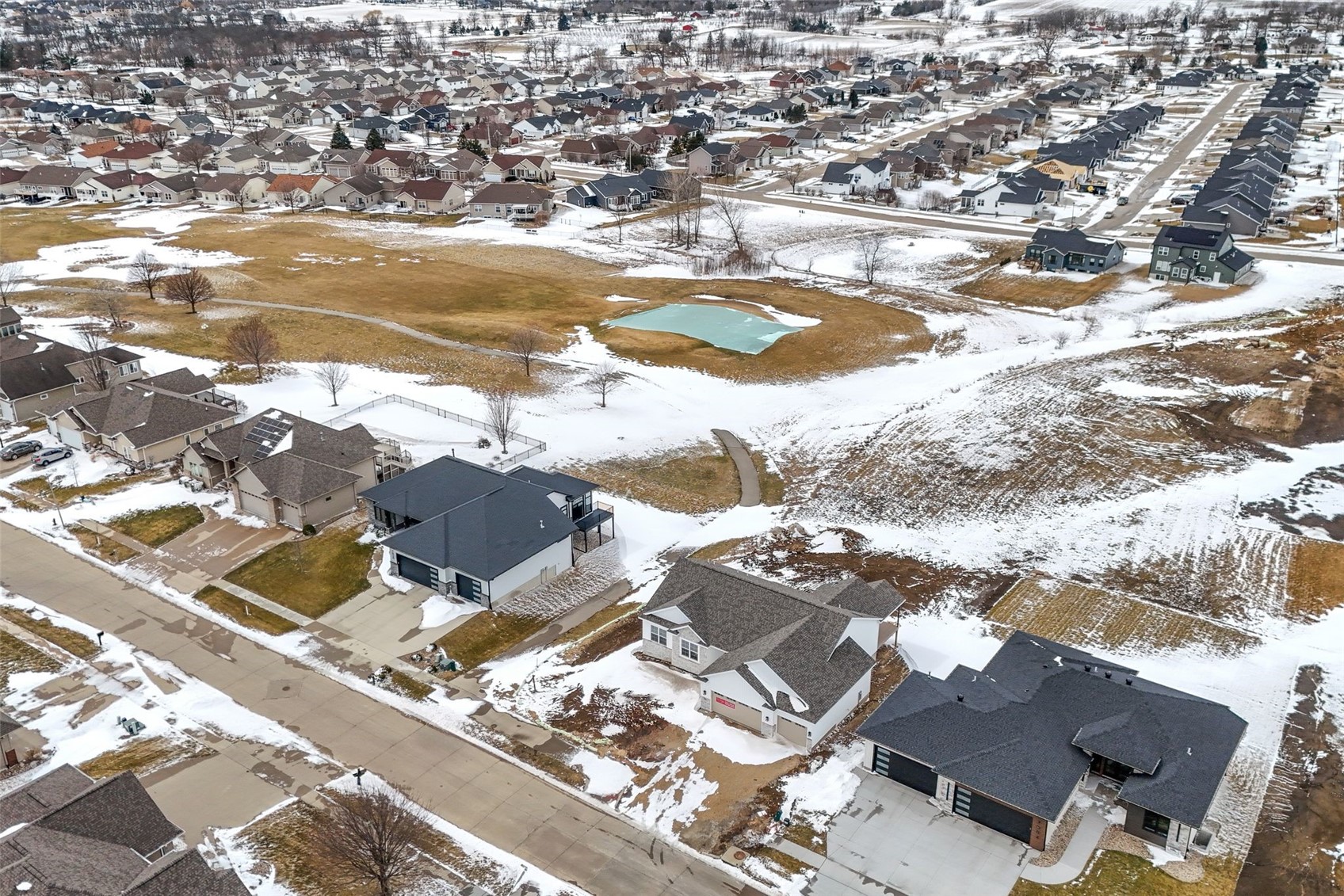 7052 Stags Leap Marion IA 52302