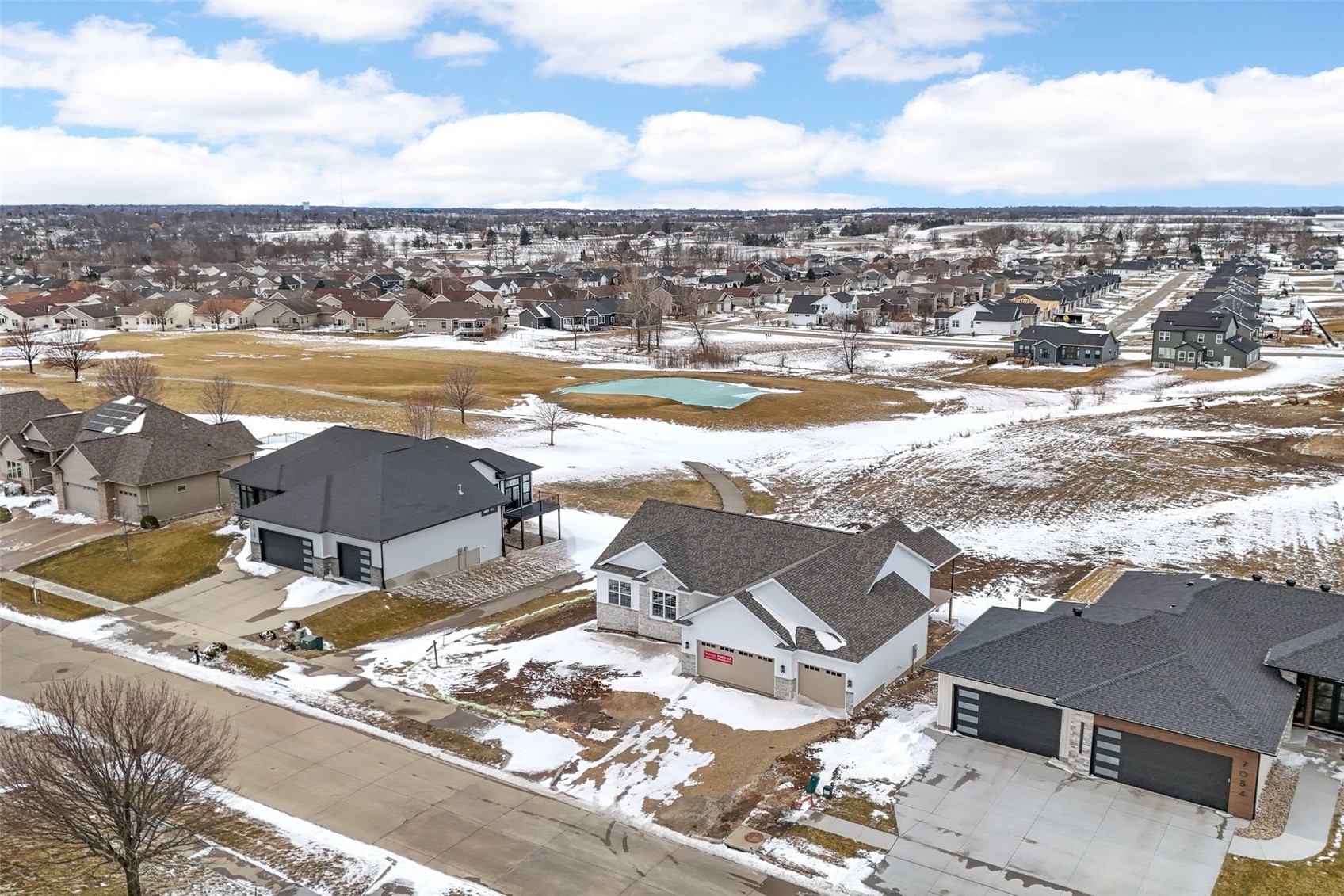 7052 Stags Leap Marion IA 52302