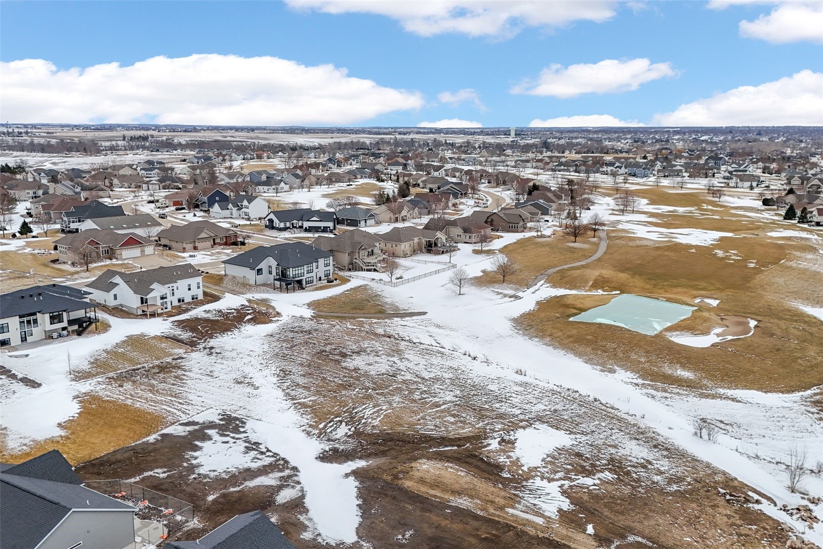 7052 Stags Leap Marion IA 52302