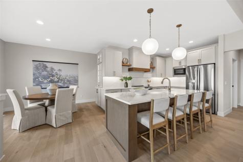 7052 Stags Leap Marion IA 52302