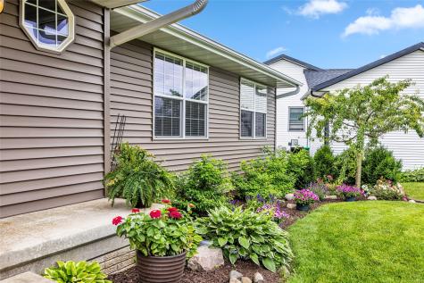 755 Deerfield Ddr Marion IA 52302