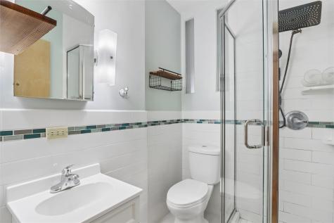 1241 29th Street NE Cedar Rapids IA 52402