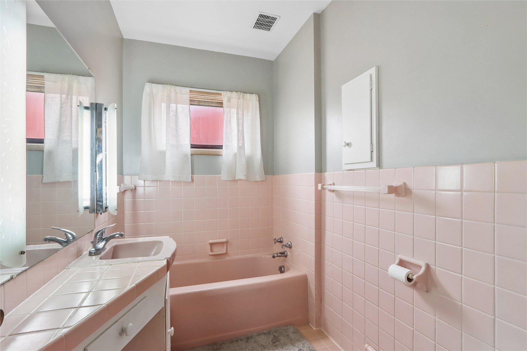 1241 29th Street NE Cedar Rapids IA 52402