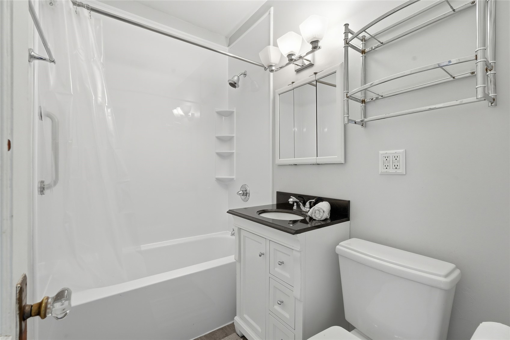 1614 J Avenue NE Cedar Rapids IA 52402
