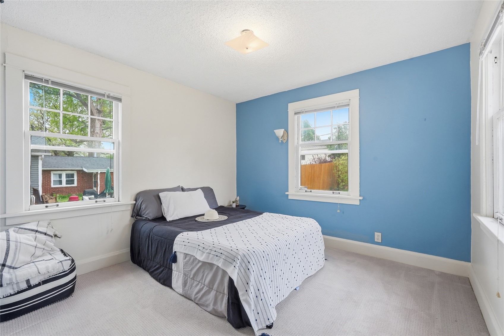 1614 J Avenue NE Cedar Rapids IA 52402