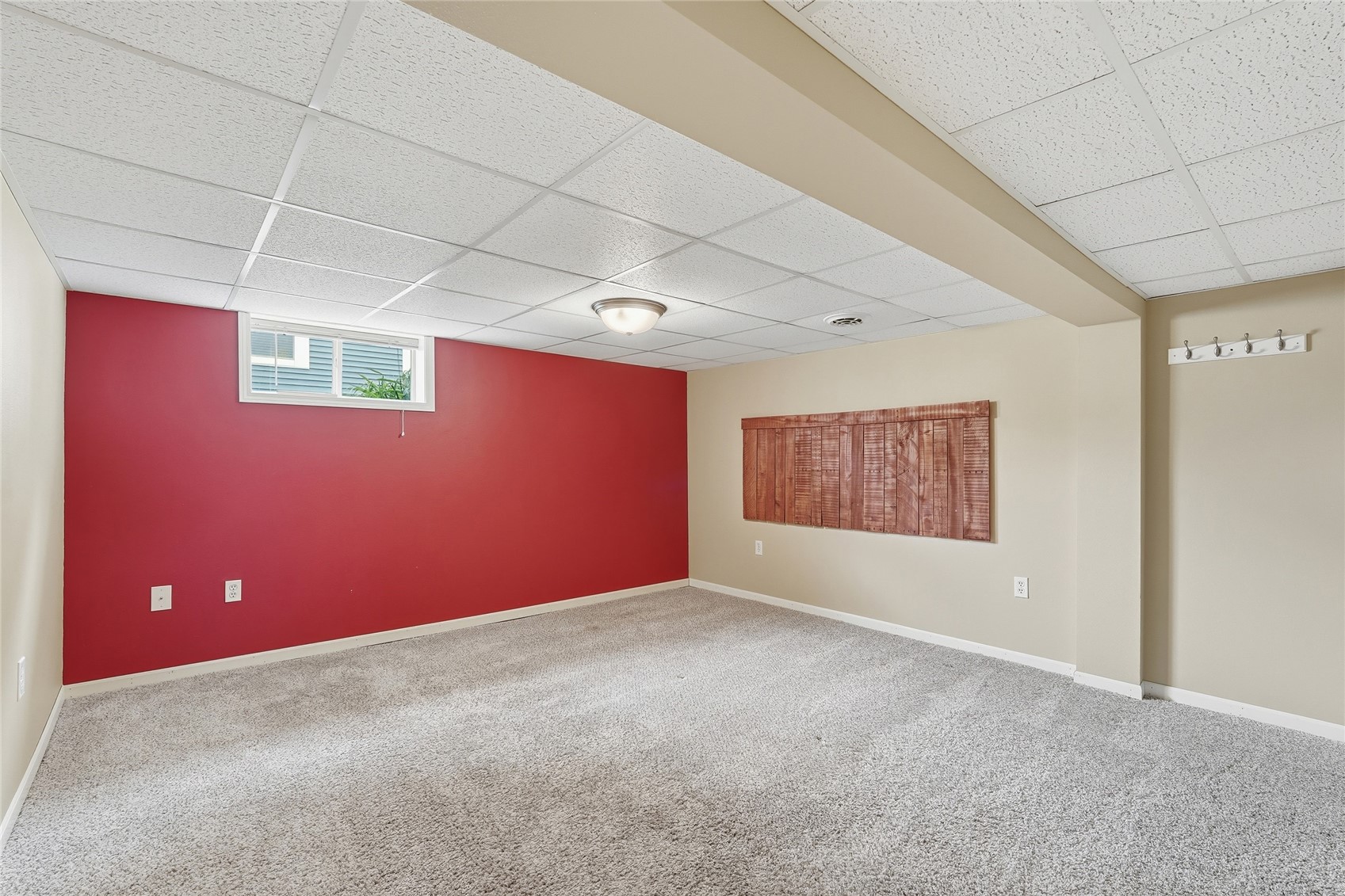 1614 J Avenue NE Cedar Rapids IA 52402